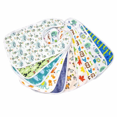 7 bavoirs brevetés évolutifs